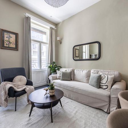Charming Art Deco Style Apartment In The Heart Of Βουδαπέστη Εξωτερικό φωτογραφία