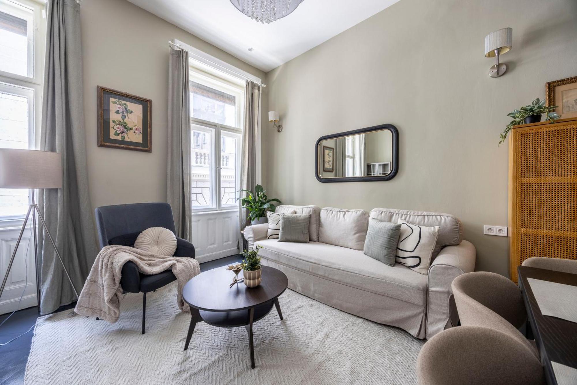 Charming Art Deco Style Apartment In The Heart Of Βουδαπέστη Εξωτερικό φωτογραφία